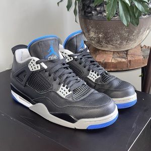 Jordan 4 Retro Motorsports Alternate